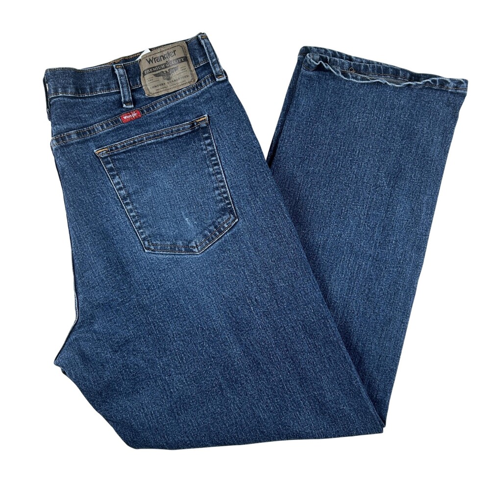 Wrangler Jeans Mens 38x30 Relaxed Fit Straight Leg Stretch Blue Denim Classic